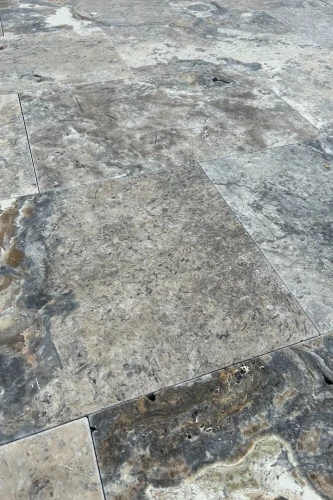 _Płytka Trawertyn Ash Argent Bębnowany 1,2 cm  Komplet Rzymski 0,742m2 (4).webp