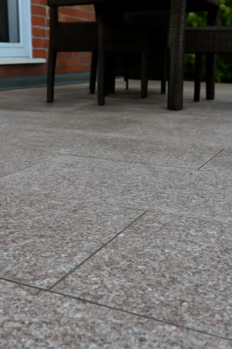 Płytka granitowa brązowa płomieniowana G664 60x60x1,5 cm