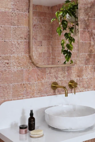 Kamień dekoracyjny Trawertyn Pink Bębnowany 7,5x15x1 cm