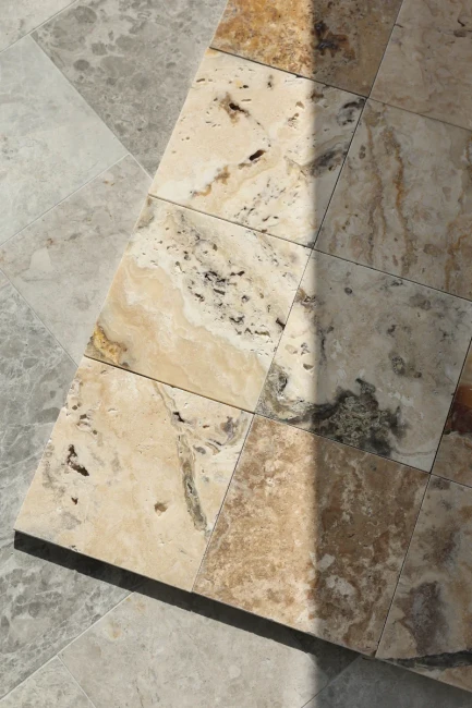 Trawertyn Philadelphia Szczotkowany Bębnowany 40,6x40,6x1,2 cm