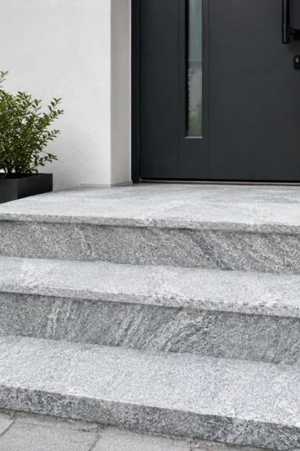 Stopień Granitowy Juparana New płomieniowany | 150x33x3 cm