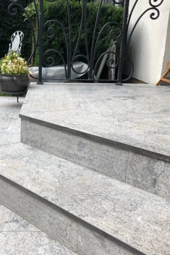 Podstopnica Wapienna L828 Blue Limestone Szczotkowany Płomieniowany | 150x16,5x2 cm