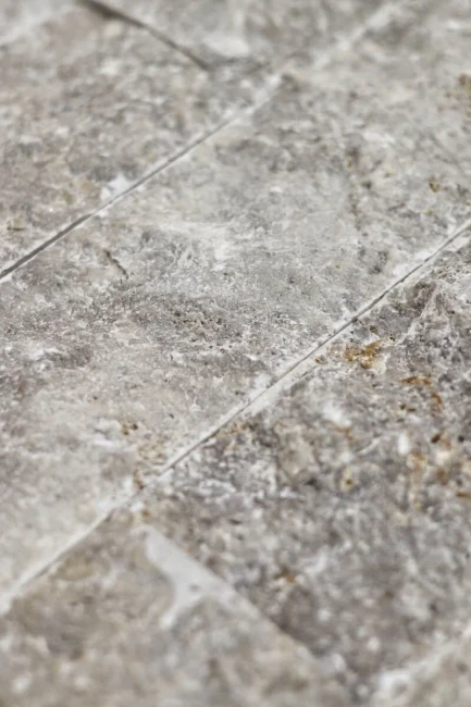 Płytka Trawertynowa Silver Ash Fl(10-40)x Łupany | 10x2-2,5 cm