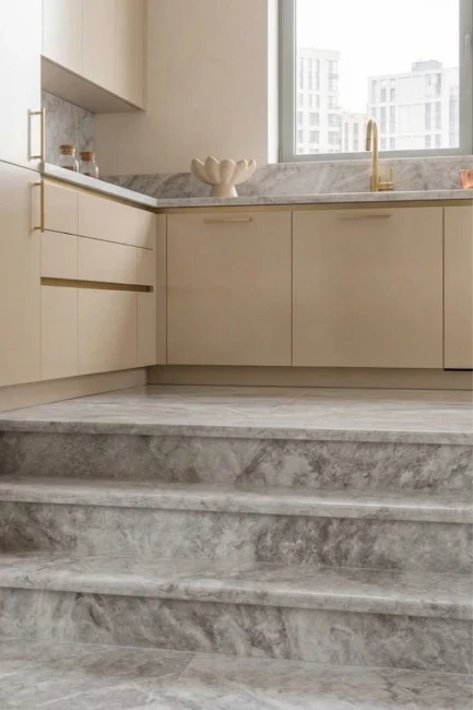 Zestaw Stopień + Podstopień Marmur Tundra Grey Szlifowany Bullnose | 135x33x2 / 135x16,5x2 cm