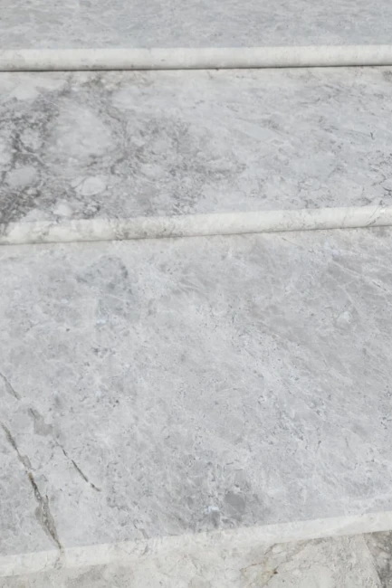 Stopień Marmurowy Tundra Grey Polerowany Bullnose | 135x33x3 cm