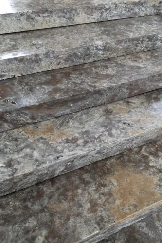 Opornik Trawertynowy Silver Ash Delikatnie Szlifowany Bębnowany | 100x20x6 cm