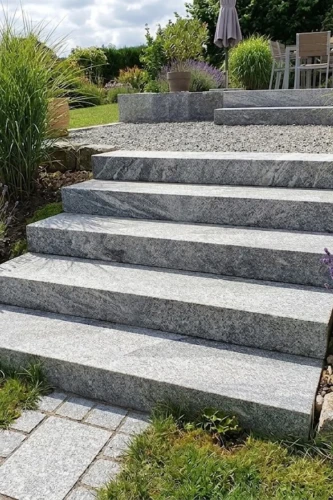 Blok kamienny granit Juparana płomieniowany | 130x35x15 cm