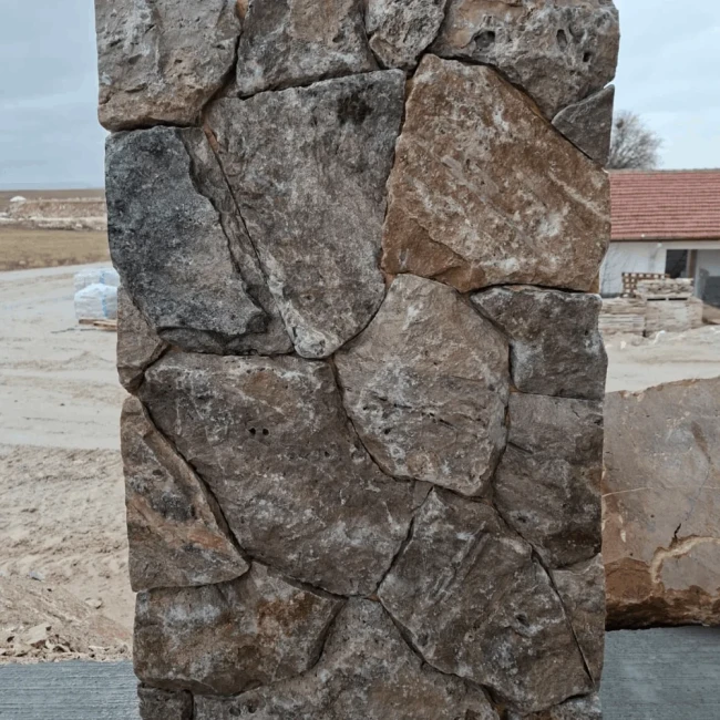 Kamień Elewacyjny Dekoracyjny Trawertyn Crazy Wall Rockface Silver Łupany